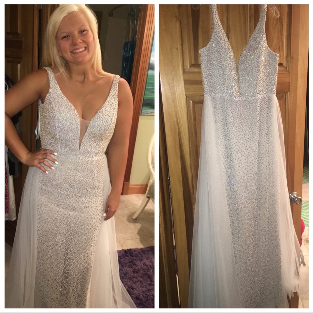 Sherri Hill prom dress